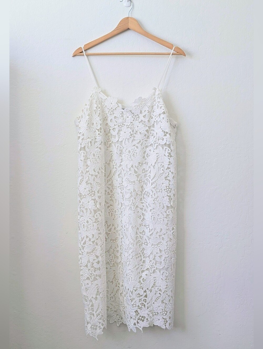 Zara White Guipure Lace Overlay Mini Dress Size Large